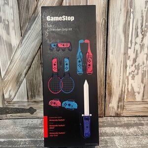 Controller Grip Kit for Nintendo Switch - Red and Blue